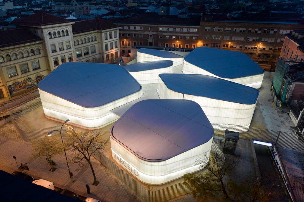 E20 Studio - Arquitectura Efímera - Vista aérea del edificio Mercado Barceló en Madrid